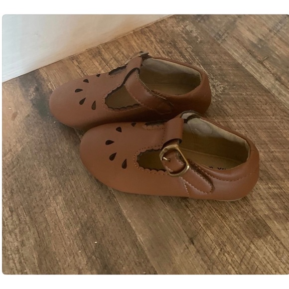 Felix and Flora Toddler Mary Jane’s Size 7‎ - Picture 2 of 4